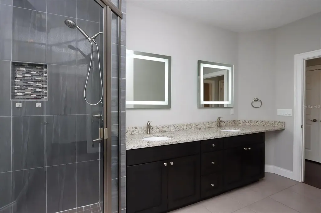 3617 Bay Heights Way Tampa FL 33611