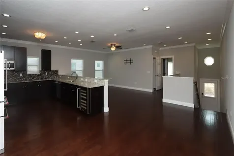 3617 Bay Heights Way Tampa FL 33611