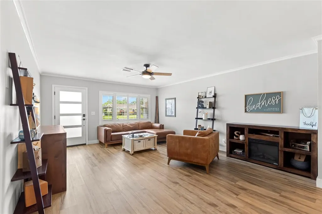 805 Wellington Drive Clearwater FL 33764