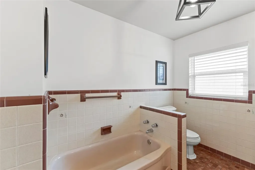 805 Wellington Drive Clearwater FL 33764
