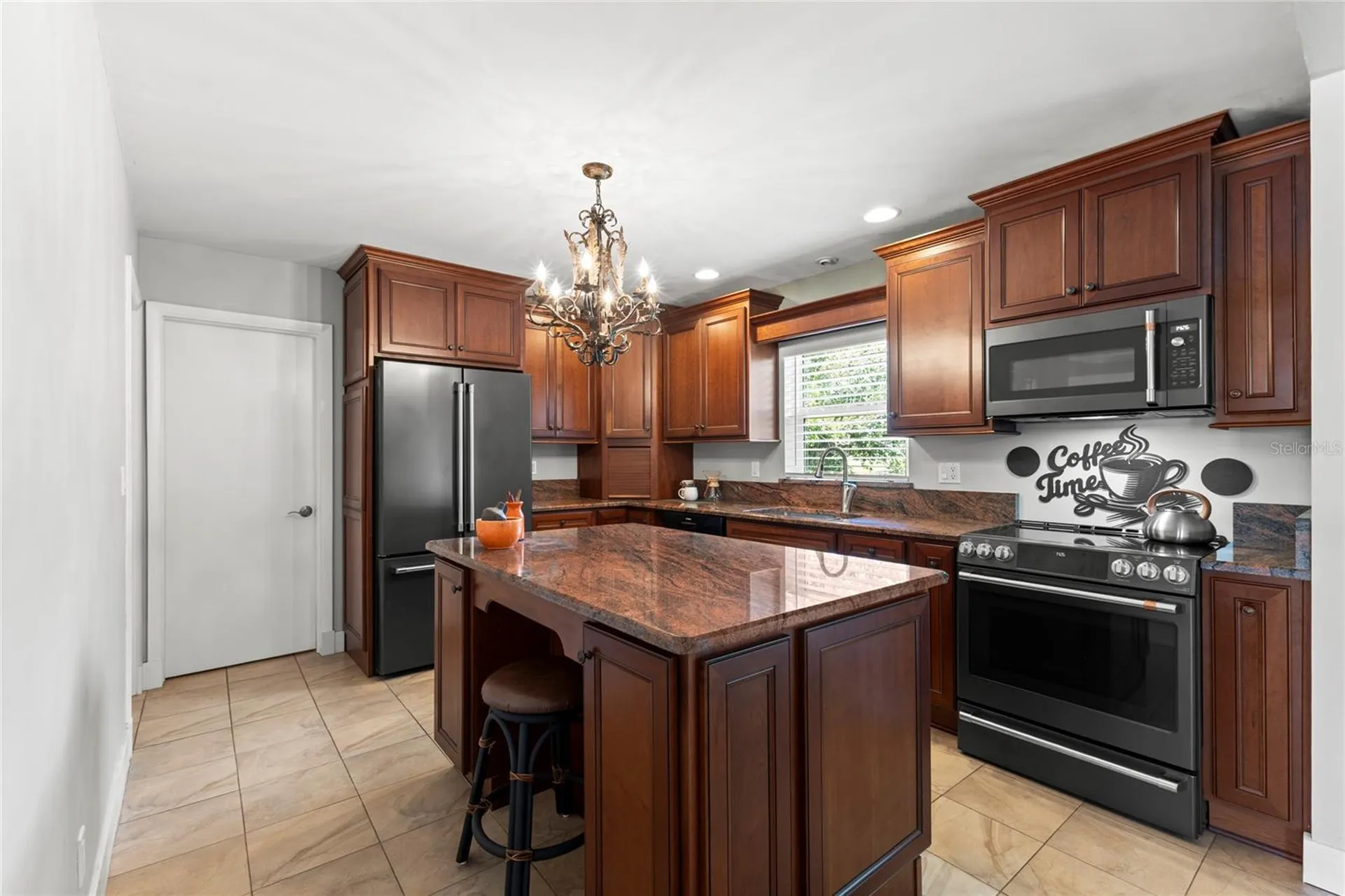 805 Wellington Drive Clearwater FL 33764
