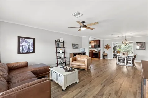 805 Wellington Drive Clearwater FL 33764