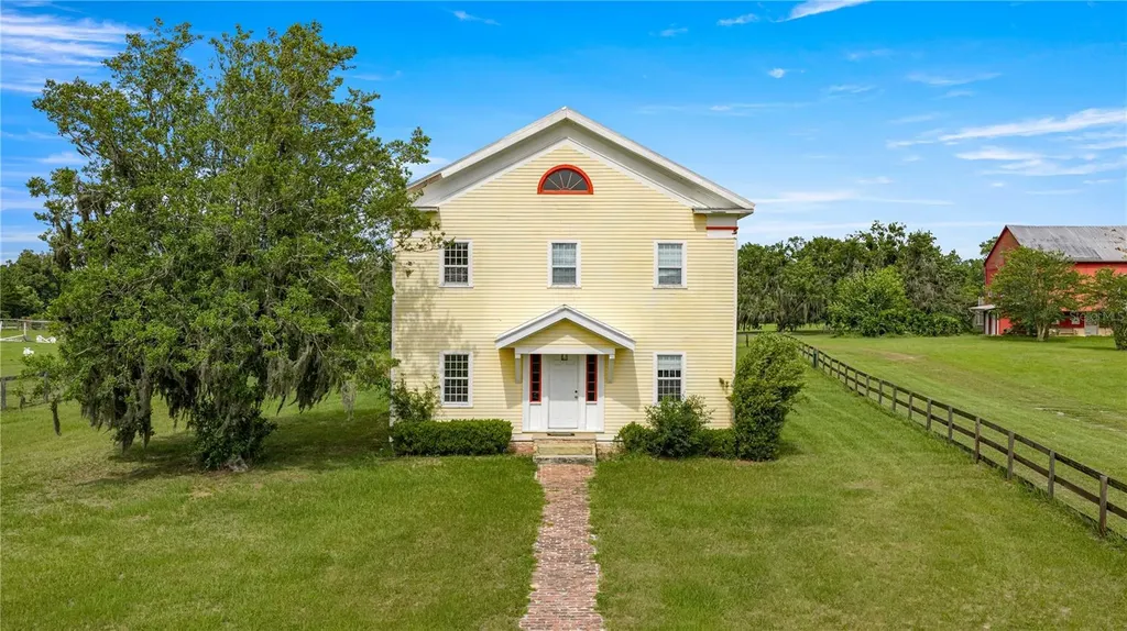 13939 N Us Highway 441 Citra FL 32113