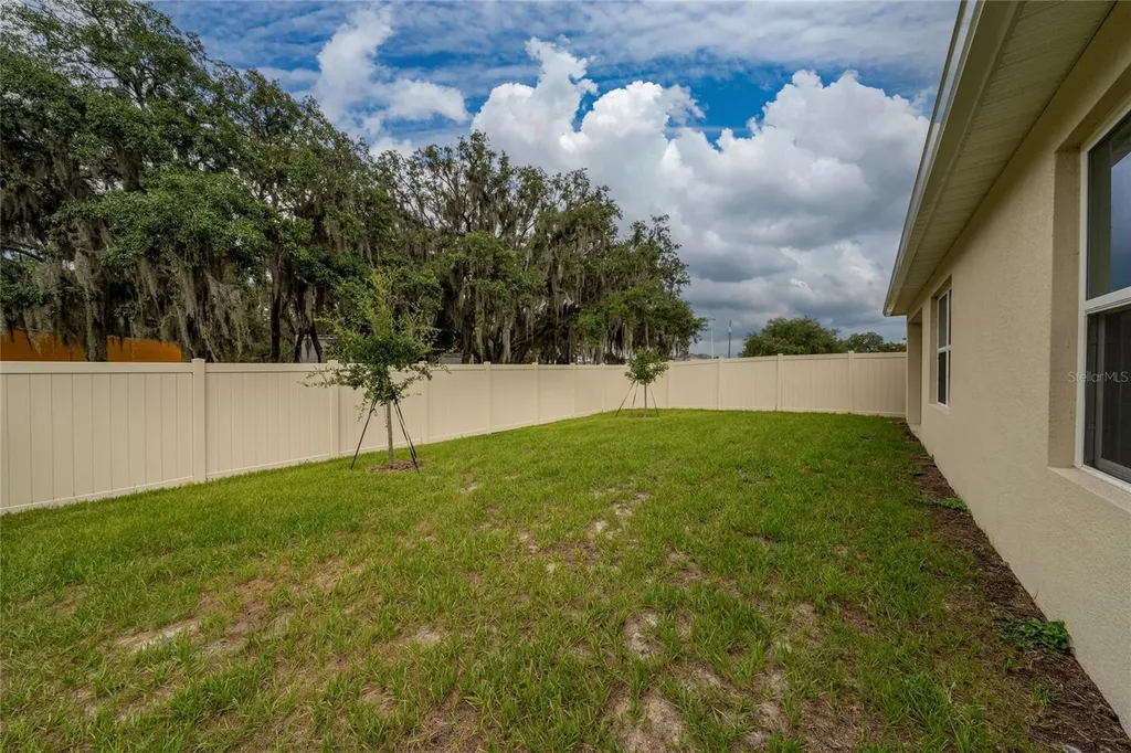 698 Park Place Boulevard Davenport FL 33837