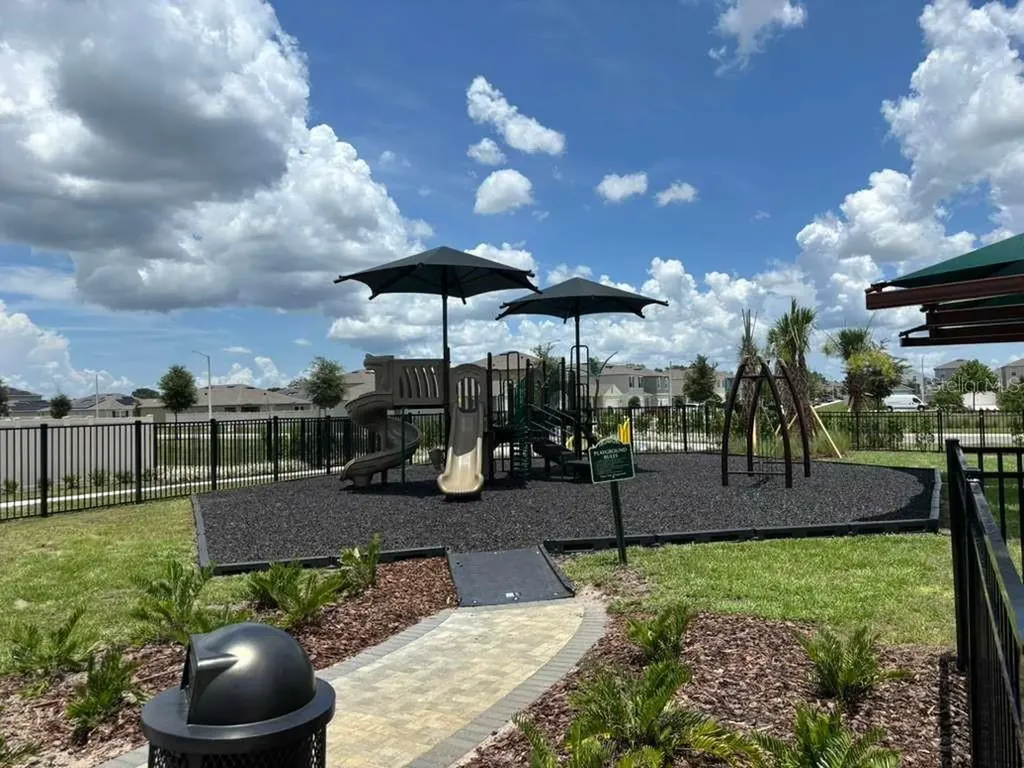698 Park Place Boulevard Davenport FL 33837