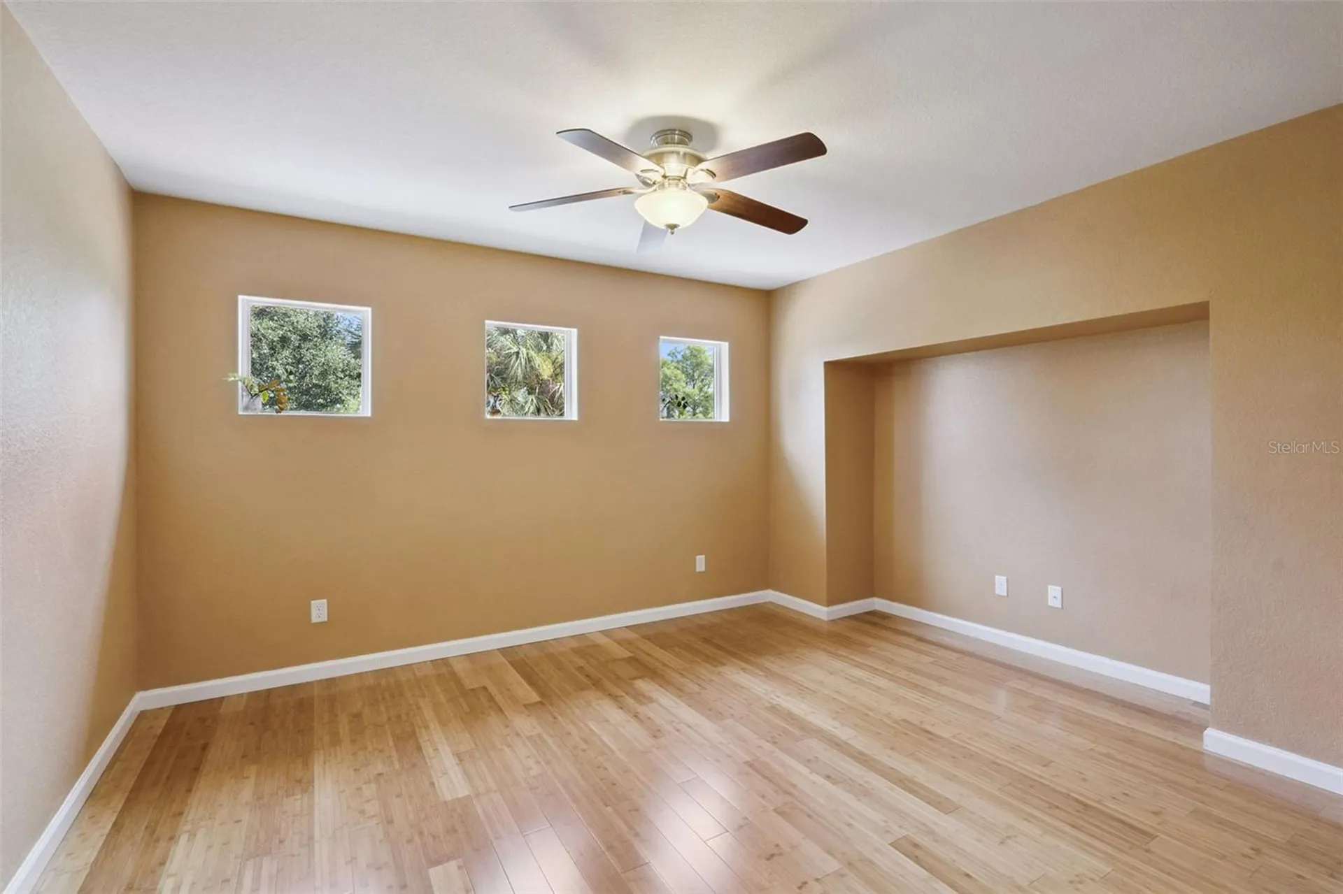 7961 Esta Lane Orlando FL 32827