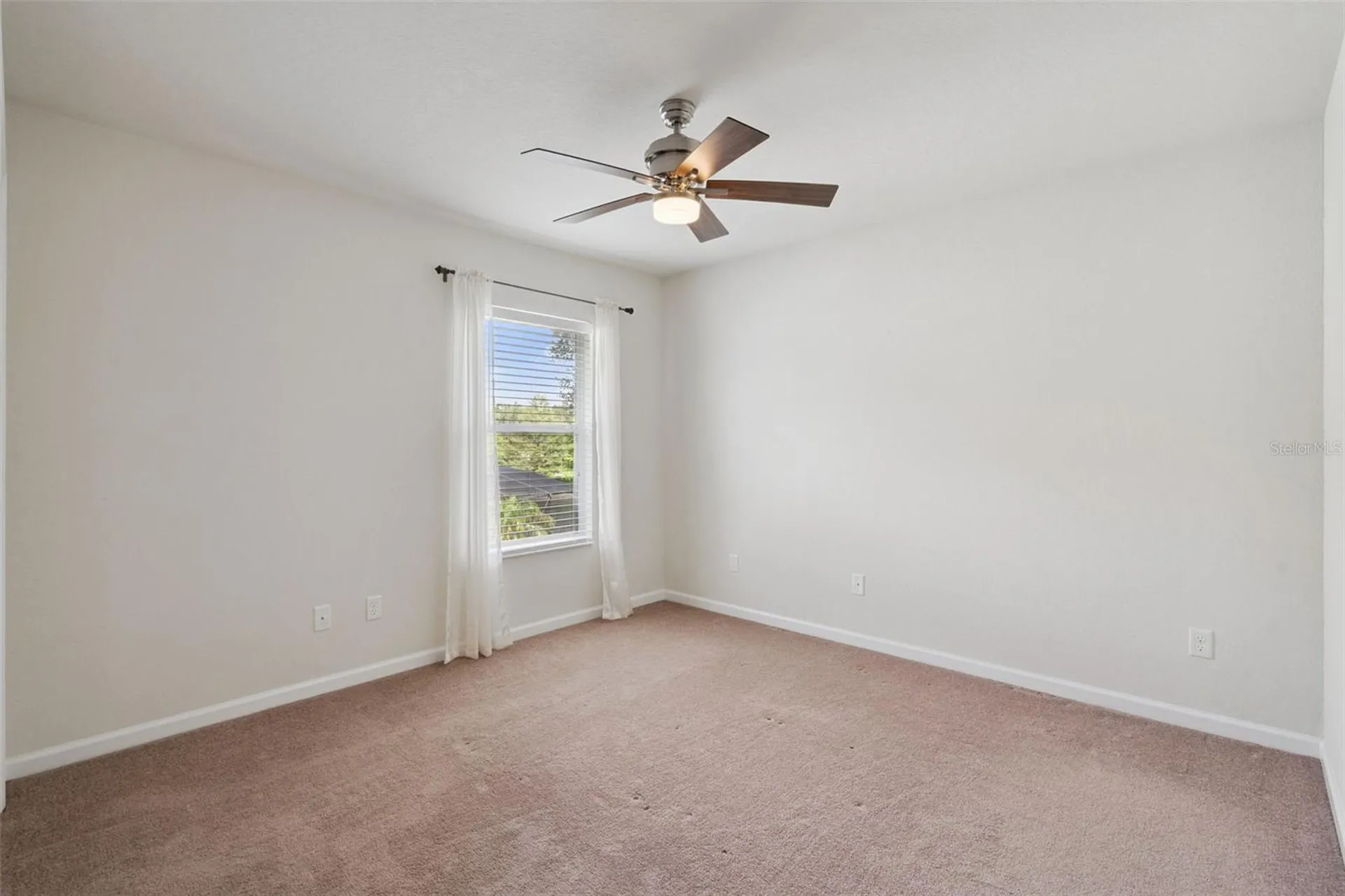 7961 Esta Lane Orlando FL 32827