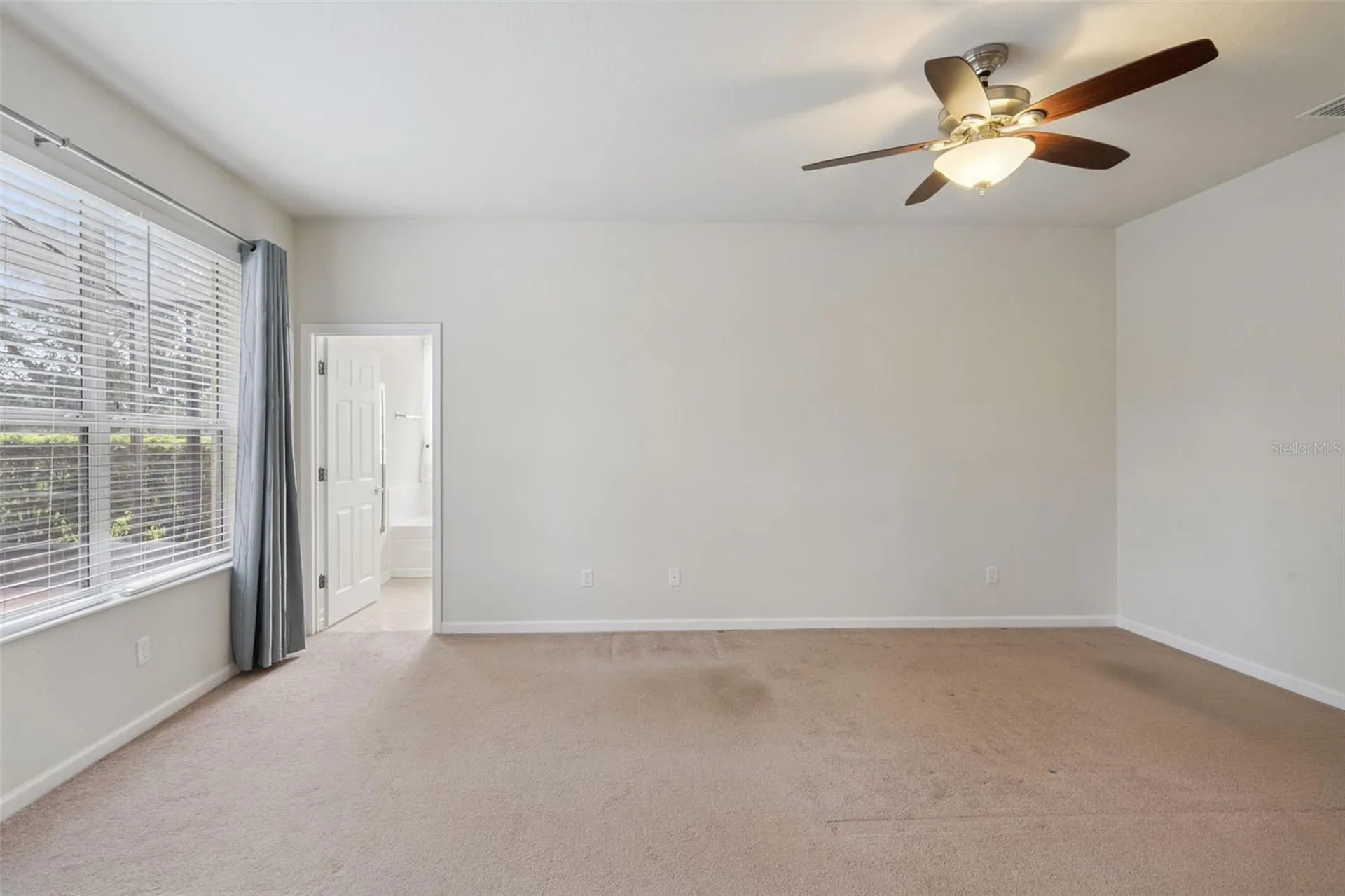 7961 Esta Lane Orlando FL 32827