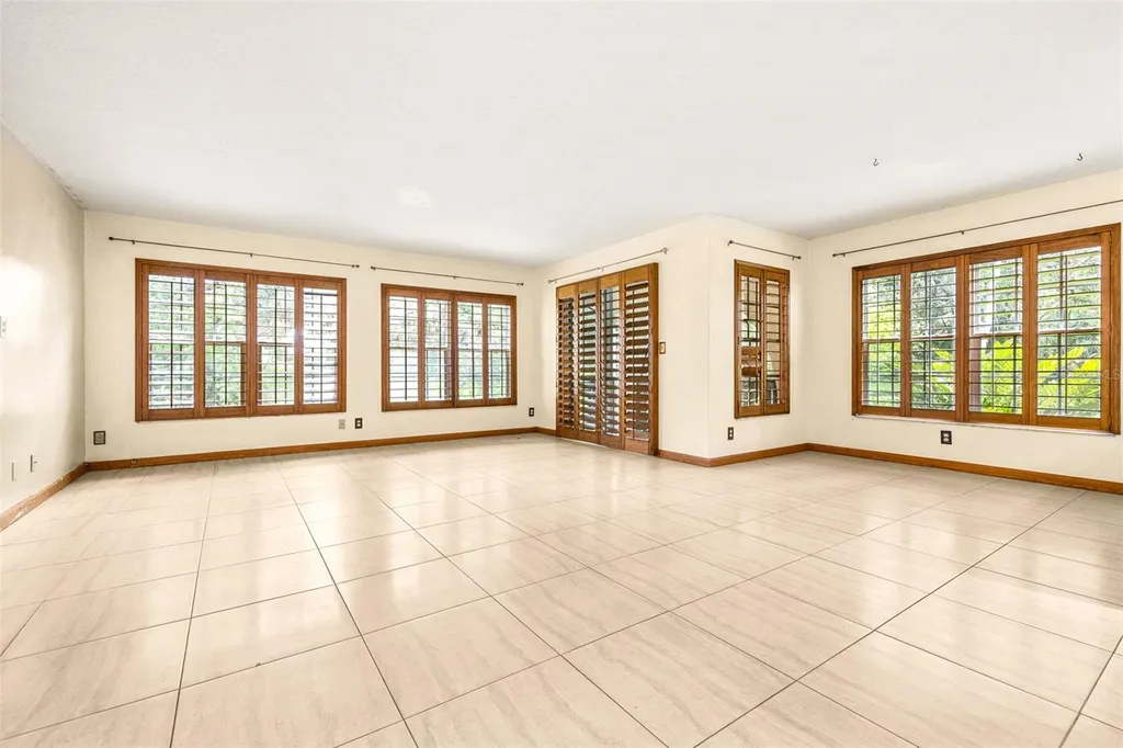 420 N Bayshore Boulevard Clearwater FL 33759
