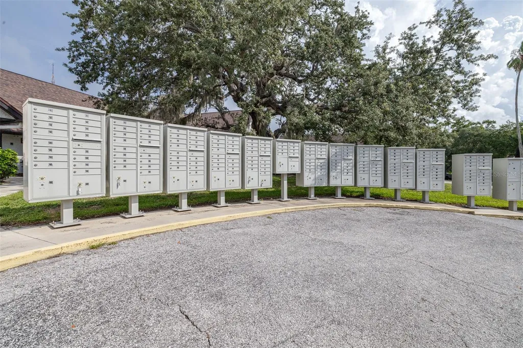 420 N Bayshore Boulevard Clearwater FL 33759