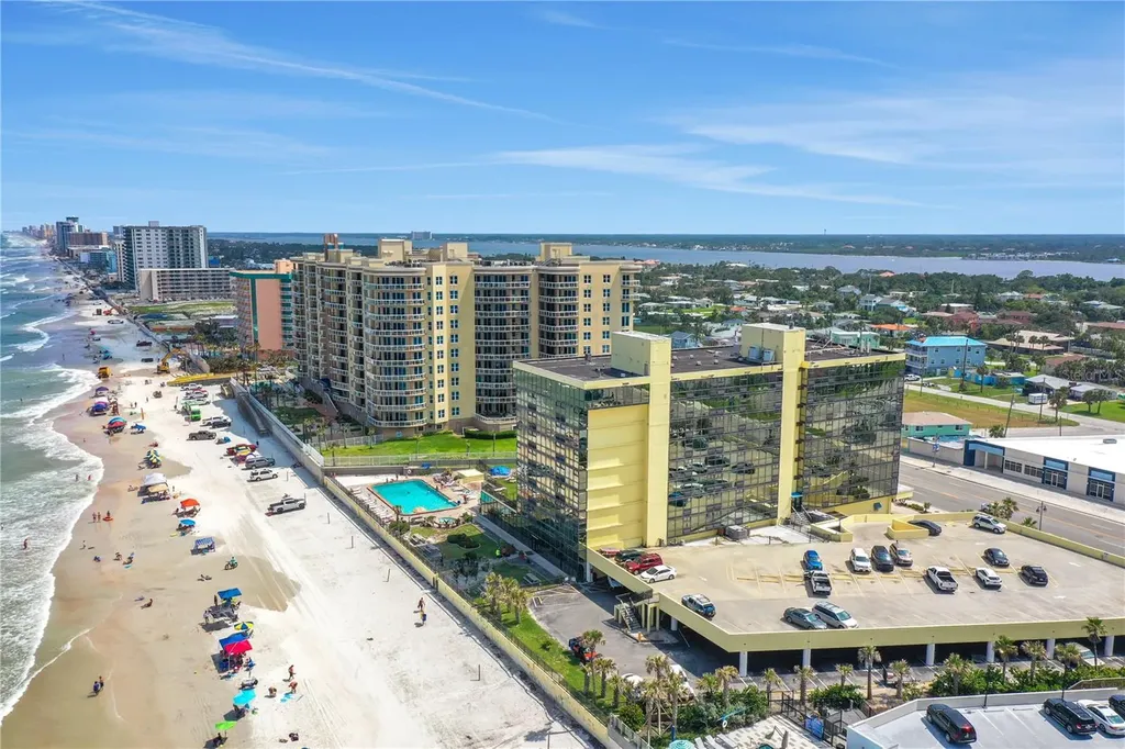1909 S Atlantic Avenue Daytona Beach FL 32118