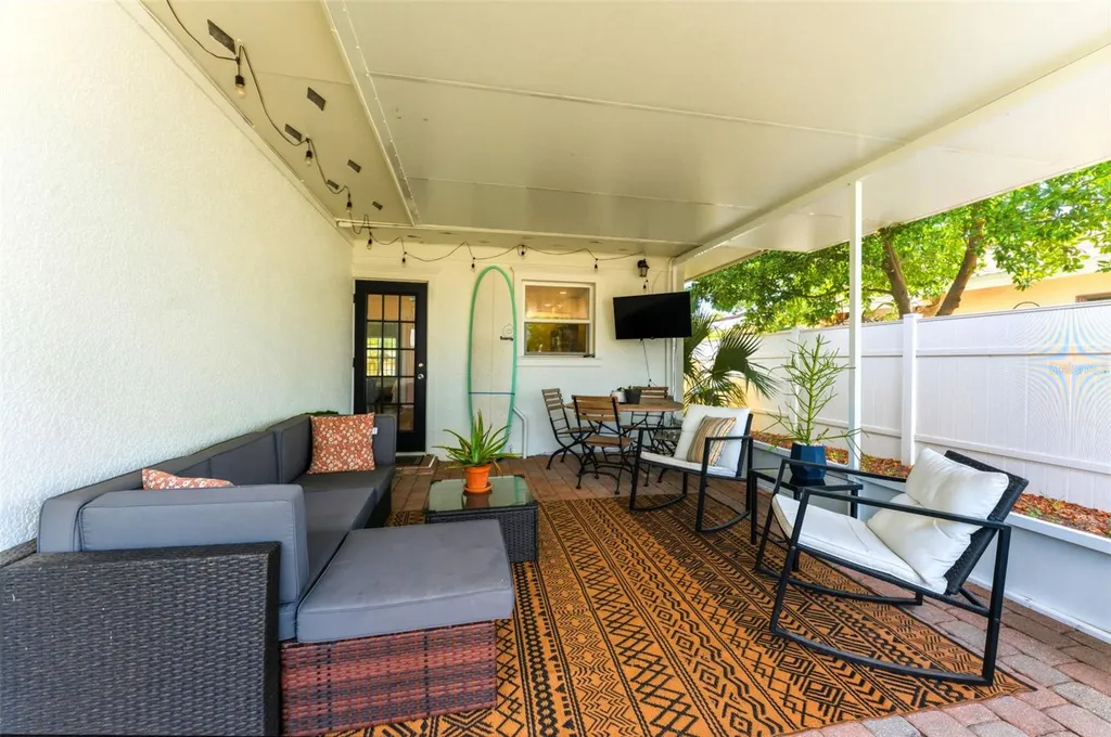 3905 W Pearl Avenue Tampa FL 33611