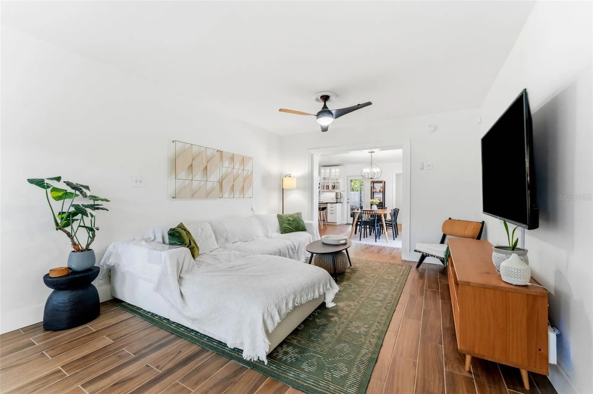 3905 W Pearl Avenue Tampa FL 33611