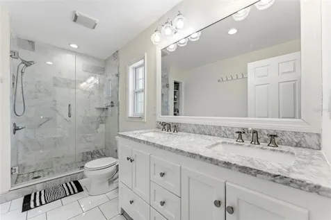 3905 W Pearl Avenue Tampa FL 33611