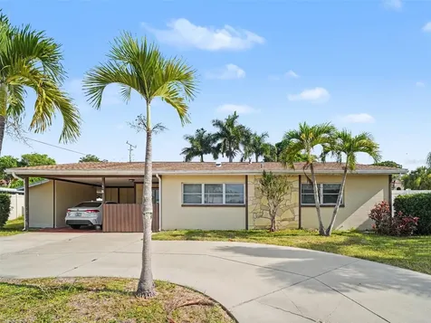 3103 Bayshore Gardens Parkway Bradenton FL 34207