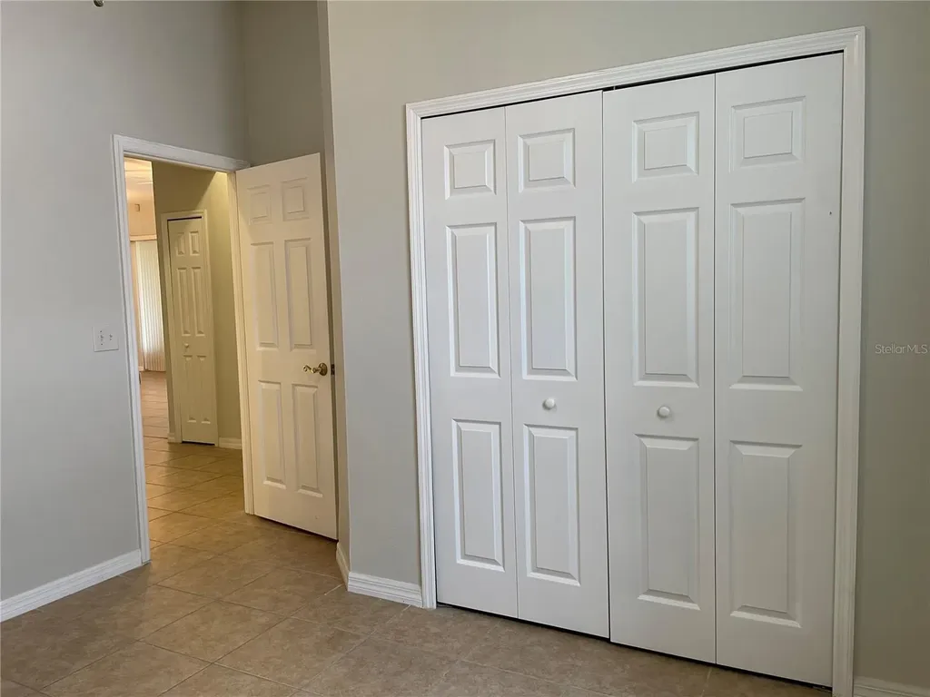 6813 Winslow Street Sarasota FL 34243
