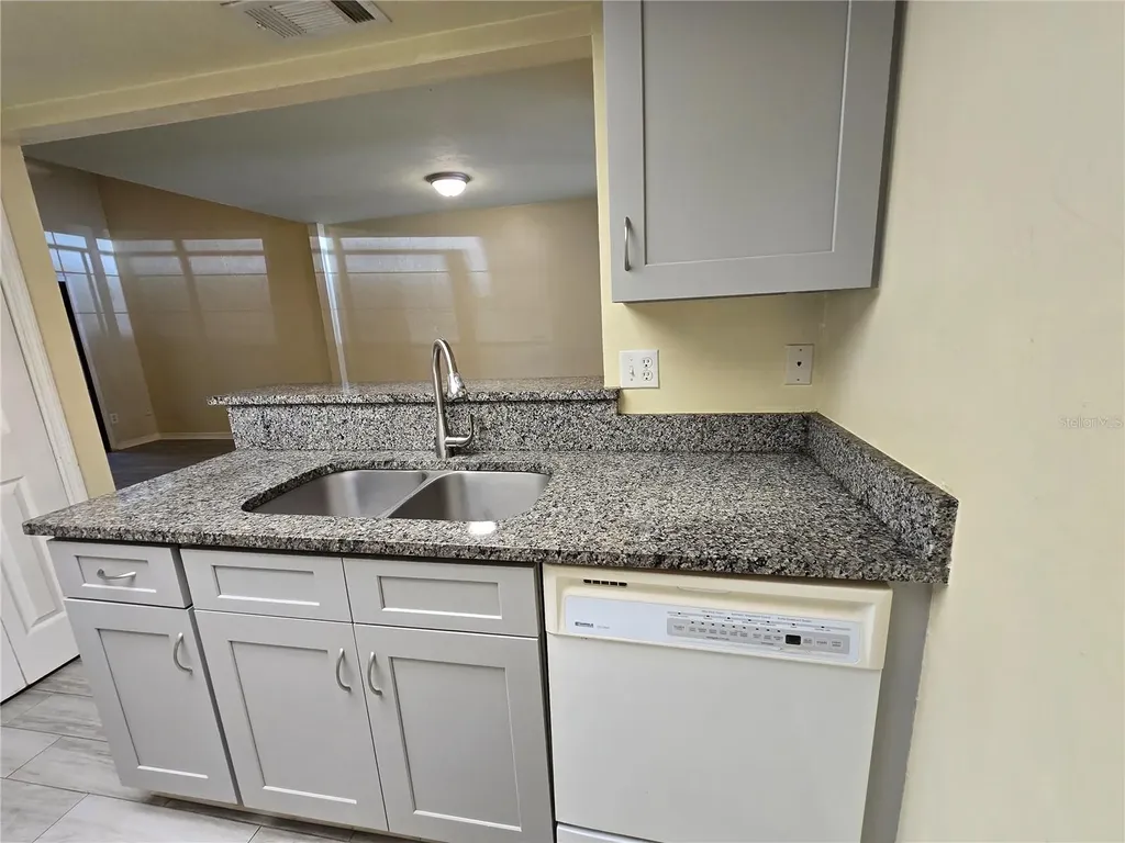 842 SW 55th Terrace Gainesville FL 32607