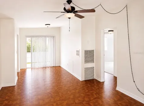 446 New York Avenue Dunedin FL 34698