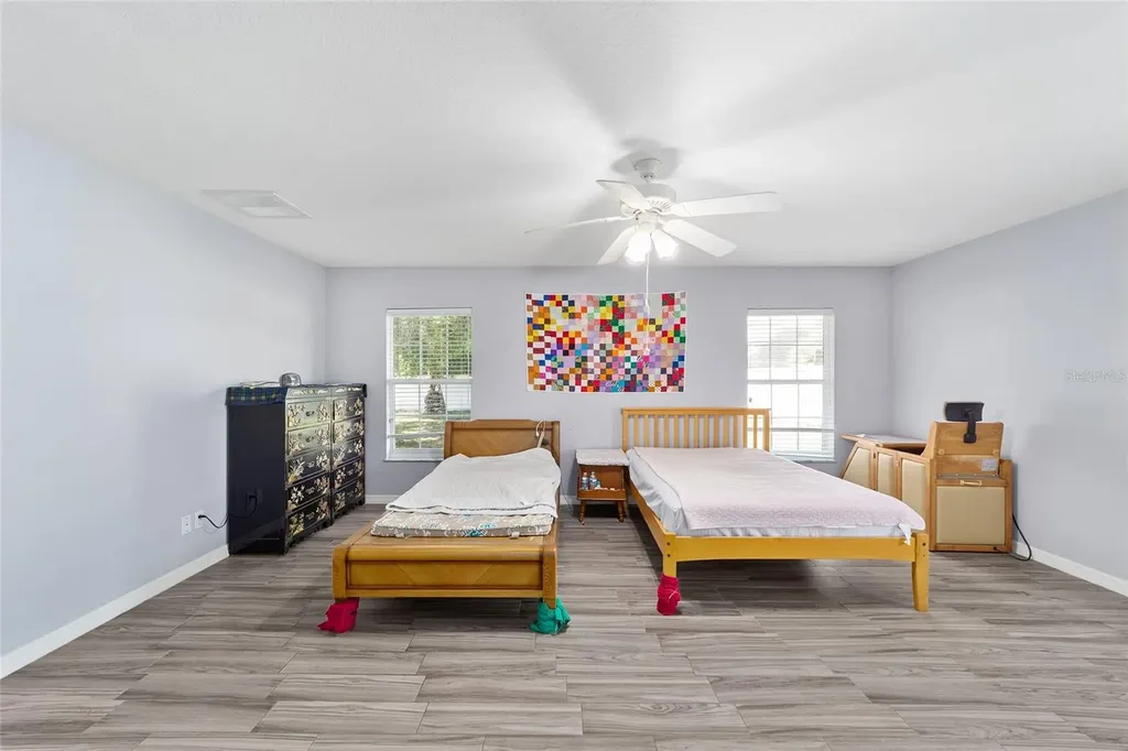 6880 SE 103rd Place Belleview FL 34420