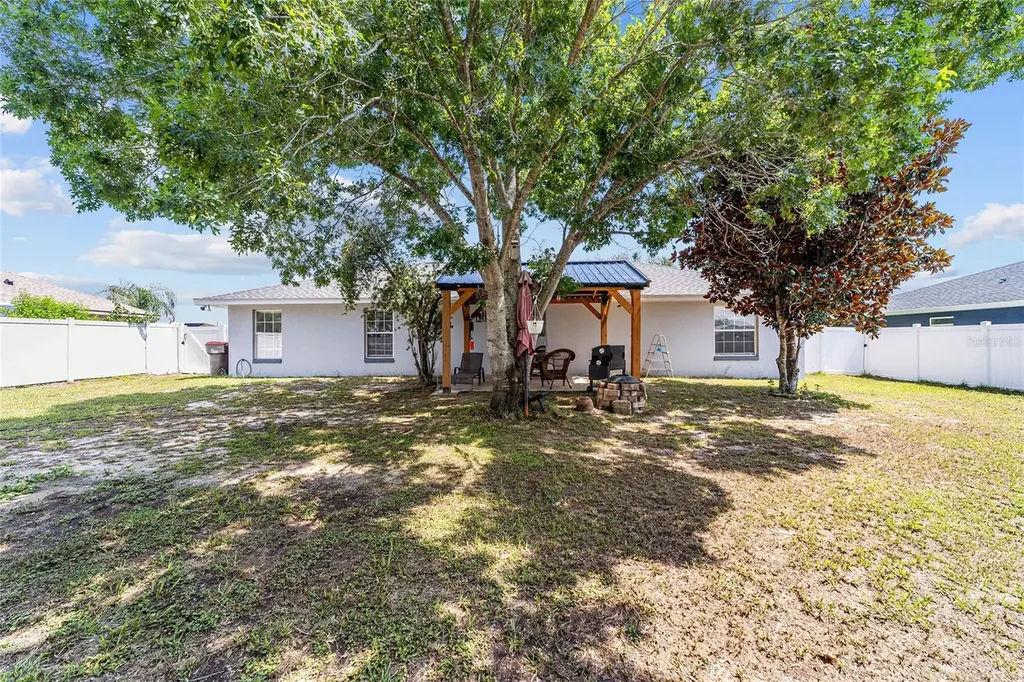 6880 SE 103rd Place Belleview FL 34420