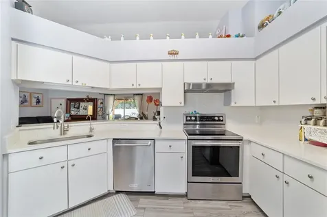 6880 SE 103rd Place Belleview FL 34420