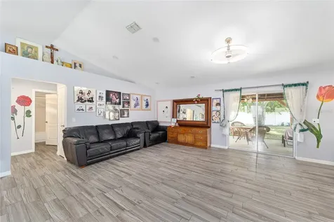 6880 SE 103rd Place Belleview FL 34420