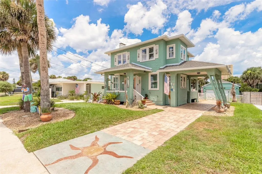 445 Seaview Avenue Daytona Beach FL 32118