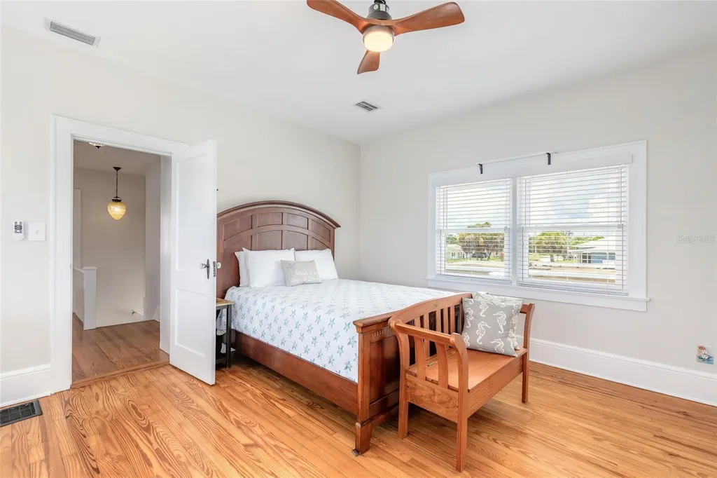 445 Seaview Avenue Daytona Beach FL 32118