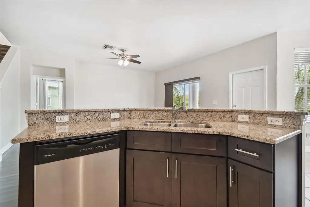 5222 Clover Mist Drive Apollo Beach FL 33572