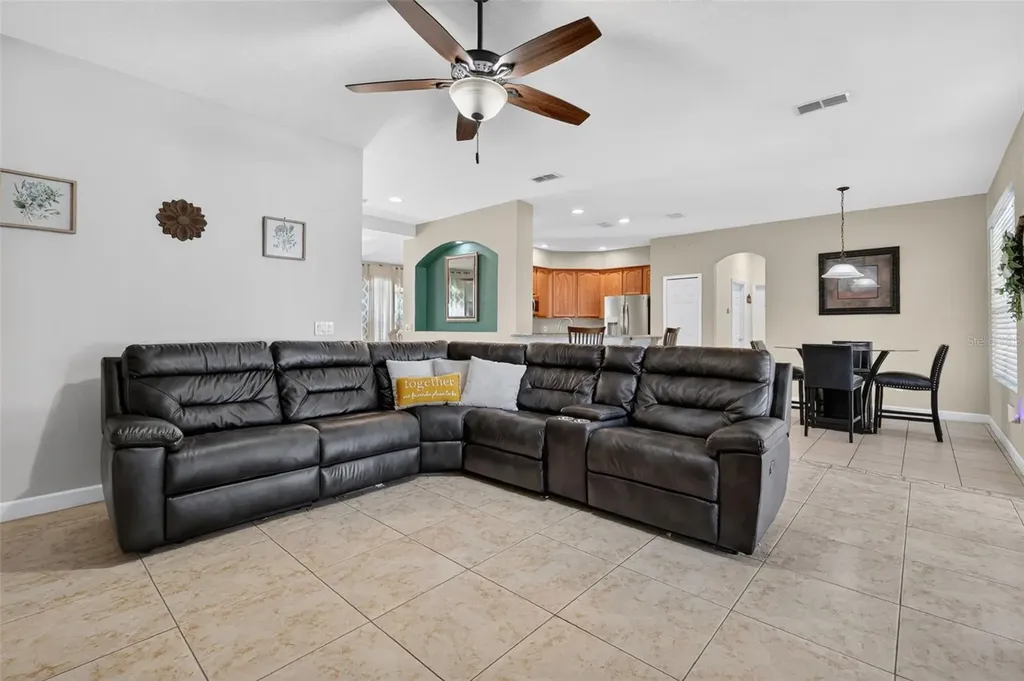 1766 Oak Grove Chase Drive Orlando FL 32820