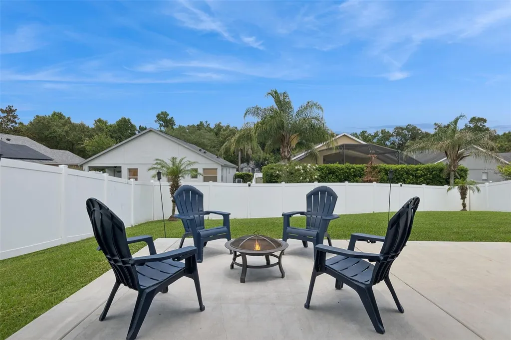 1462 Barn Owl Loop Sanford FL 32773