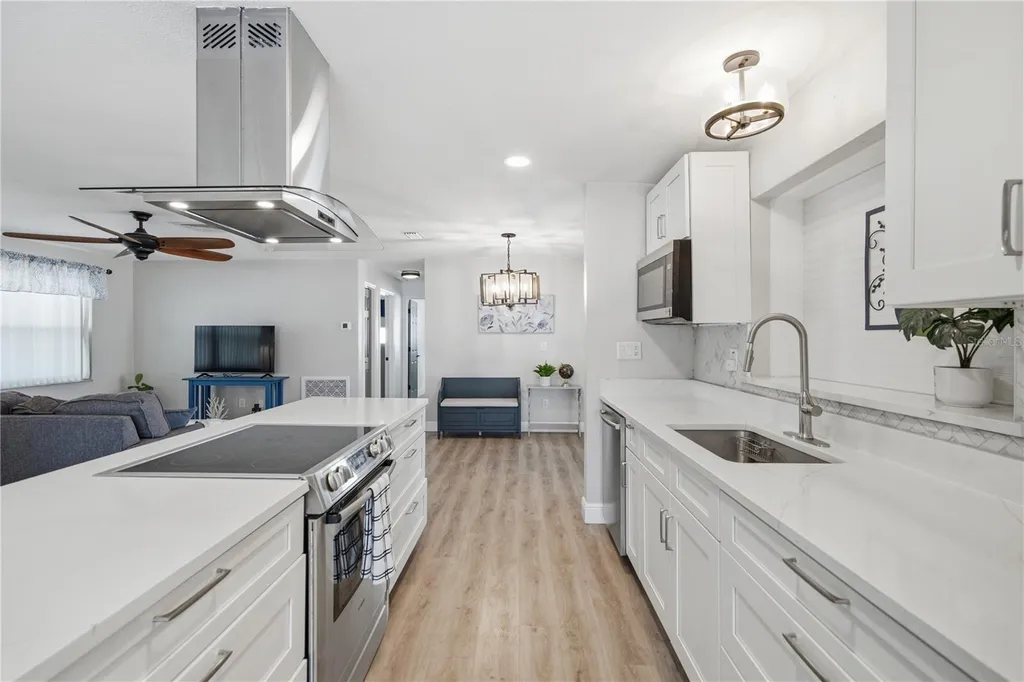 2190 Scotland Drive Clearwater FL 33763