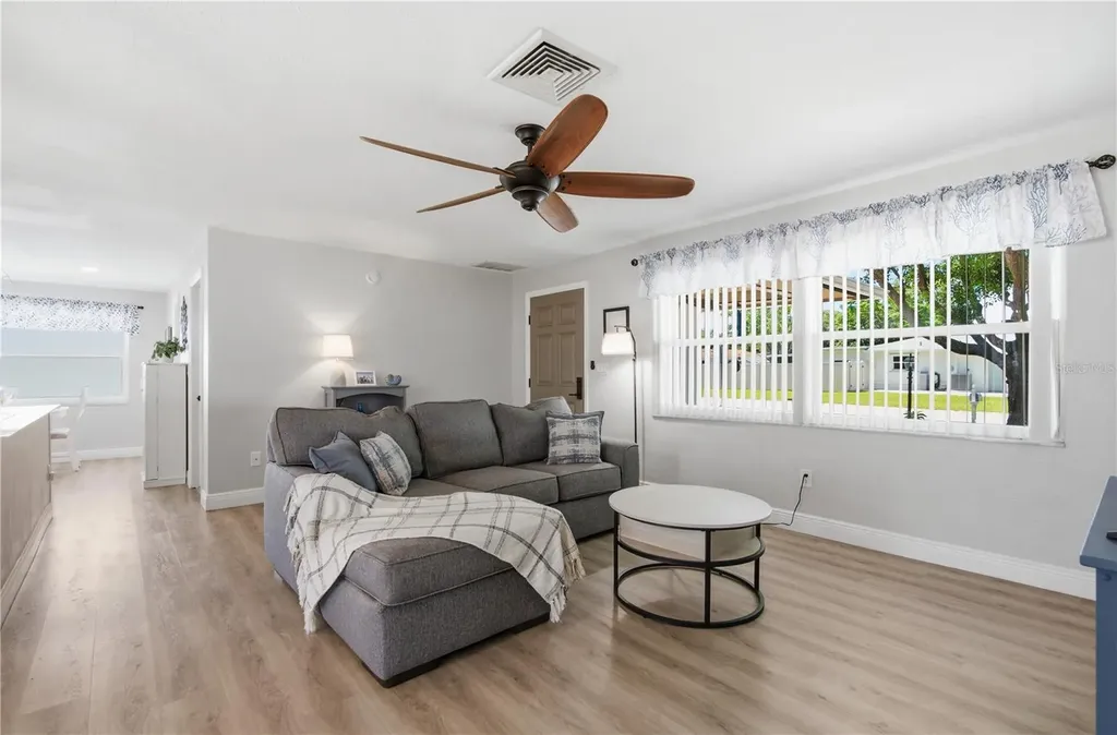 2190 Scotland Drive Clearwater FL 33763