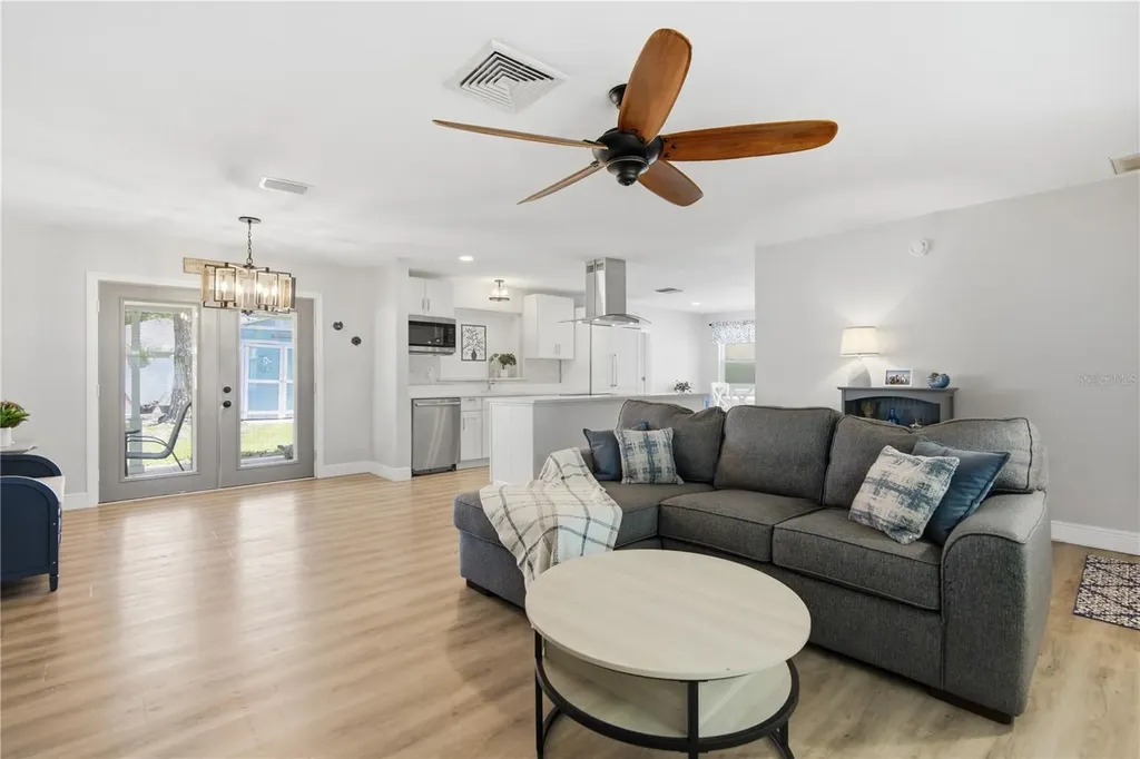 2190 Scotland Drive Clearwater FL 33763