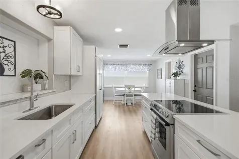 2190 Scotland Drive Clearwater FL 33763