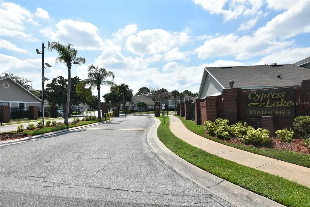 2203 Cypress Knee Loop Kissimmee FL 34743