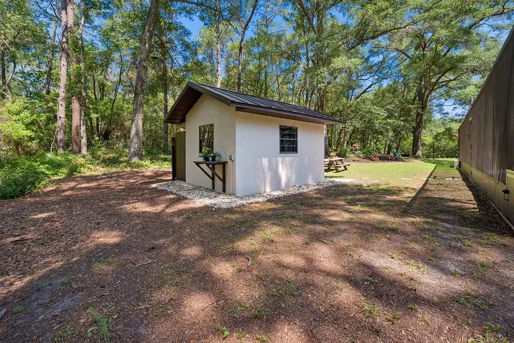 22110 SW 15th Avenue Newberry FL 32669