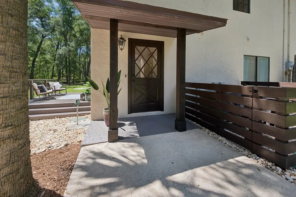 22110 SW 15th Avenue Newberry FL 32669