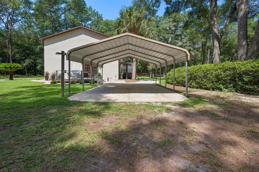 22110 SW 15th Avenue Newberry FL 32669
