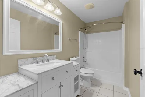 148 Country Lakes Circle Groveland FL 34736