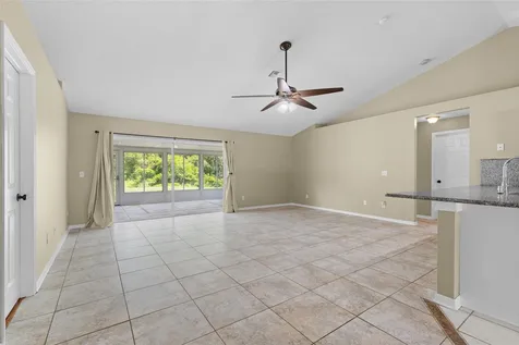 148 Country Lakes Circle Groveland FL 34736