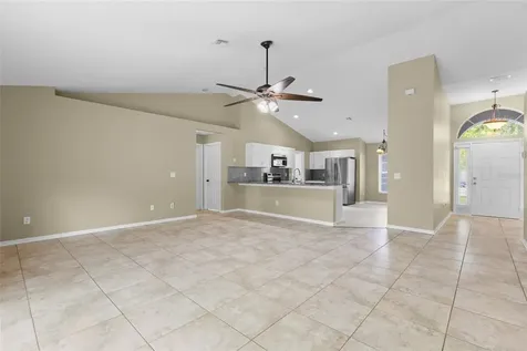 148 Country Lakes Circle Groveland FL 34736
