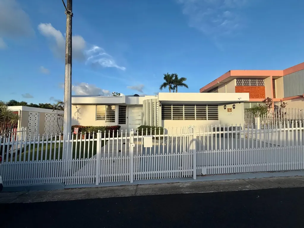 2105 Calle Antioquia Guaynabo PR 00969