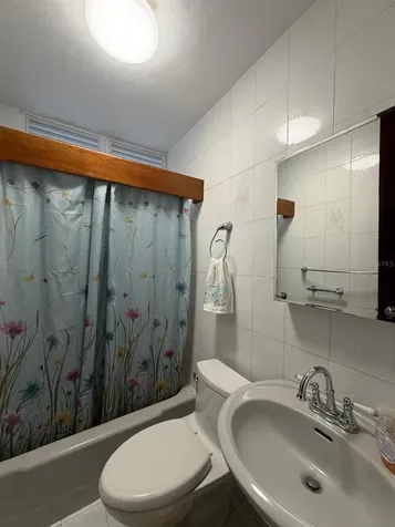 2105 Calle Antioquia Guaynabo PR 00969