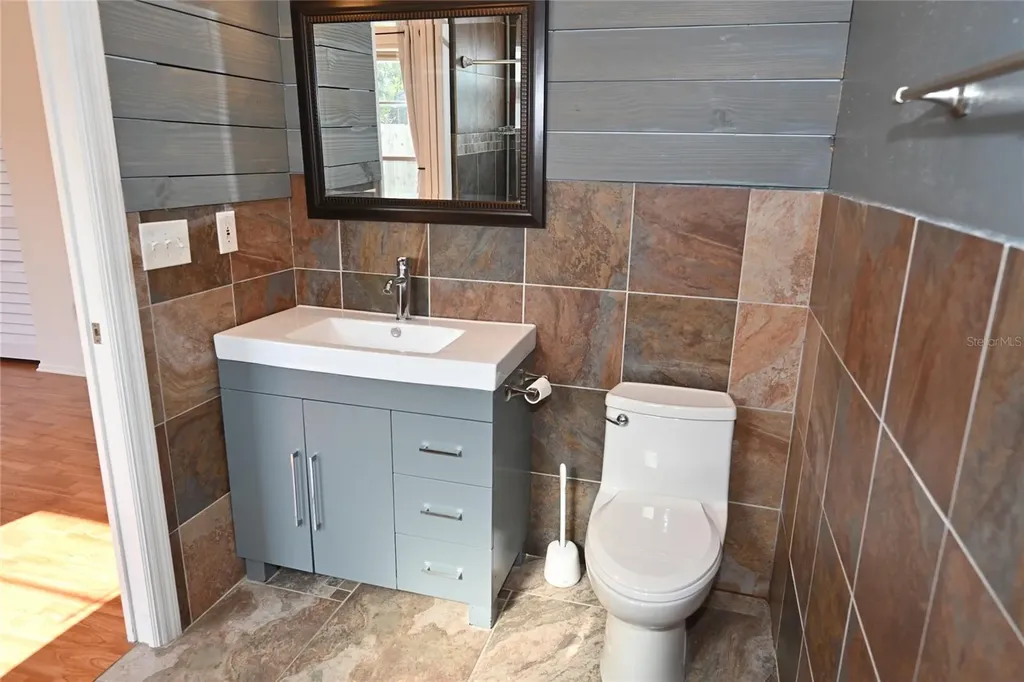 6524 Mauna Loa Boulevard Sarasota FL 34241