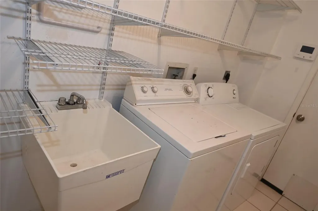 6524 Mauna Loa Boulevard Sarasota FL 34241