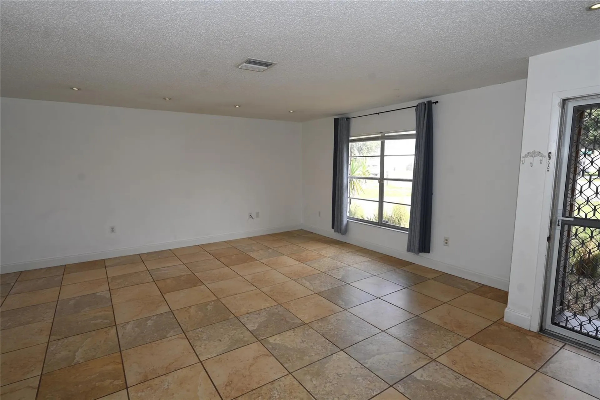 6524 Mauna Loa Boulevard Sarasota FL 34241