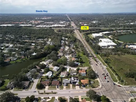 6524 Mauna Loa Boulevard Sarasota FL 34241