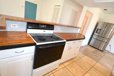 6524 Mauna Loa Boulevard Sarasota FL 34241