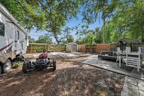 4678 13th Ave S St Petersburg FL 33711
